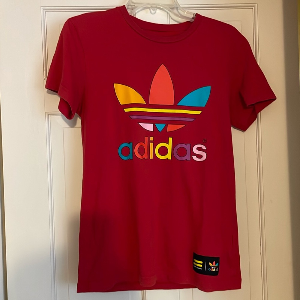 Pharrell Williams X Adidas trefoil shirt size m